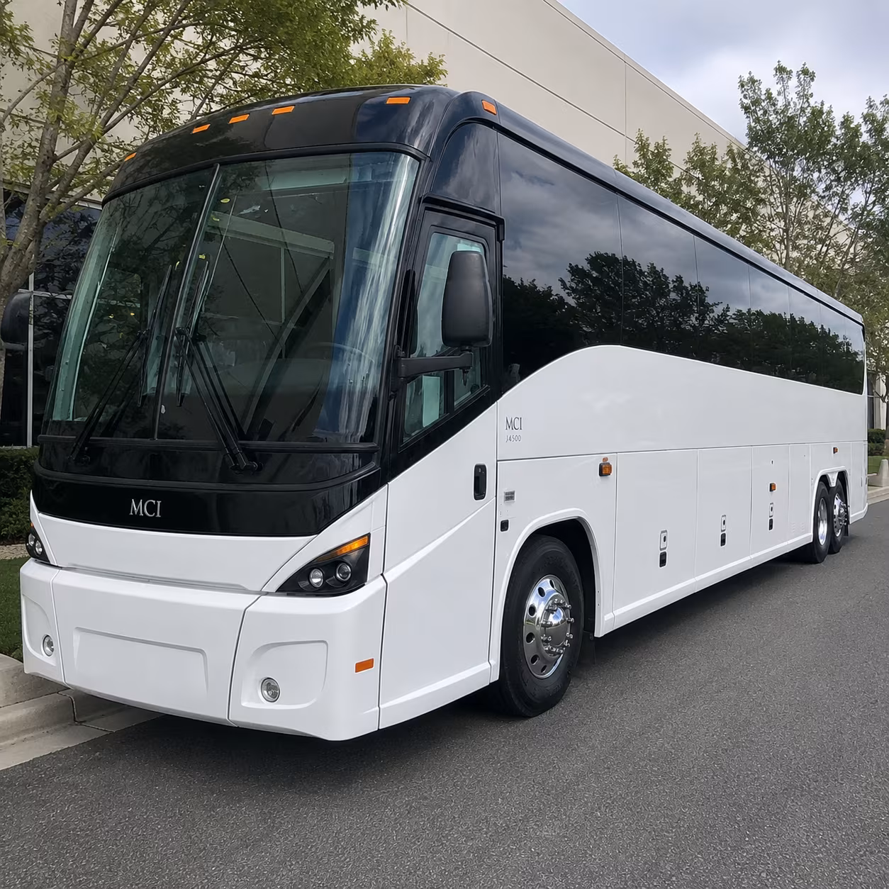 bus rentals connecting grand rapids to detroit metro airport dtw regional airports
